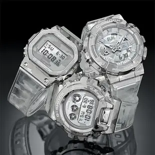 CASIO G-SHOCK 銀灰迷彩金屬電子手錶/GM-6900SCM-1