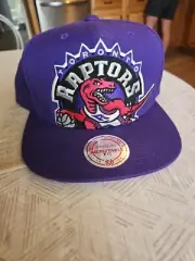 Toronto Raptors Hat Snapback Mitchell &Ness Purple Big Logo Retro NOS NEVER WORN