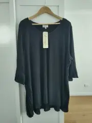 AUTOGRAPH Women's Plus Size 24 Black Pleated Back Jumper - BNWT!