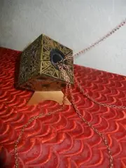 RARE FUNCTIONAL HELLRAISER PUZZLE BOX with CHAINS + STAND & PHOTOS - PINHEAD