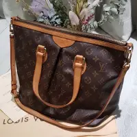 在飛比找蝦皮購物優惠-正品 LV Monogram Palermo PM M401