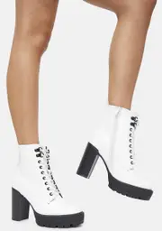 [AZALEA WANG] White Patent Asa Heeled Boots