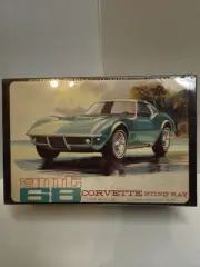 1968 CORVETTE STING RAY 1/24 AMT VINTAGE Plastic Model Kit (Factory Sealed) MIB