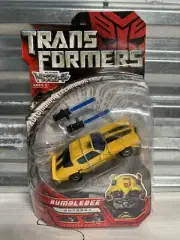 BUMBLEBEE Transformers Movie 2007 TakaraTomy Japan Variant Translucent Plastic