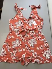 Womens rue21 Tropical Print Tie Shoulder Buttons Front Belted Romper Size Large