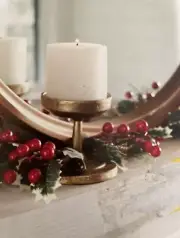 THRESHOLD 8 PC HOLLY BERRIES GREENERY SPRIG VASE BOWL FILLER Christmas Holiday