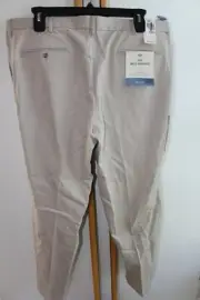 Dockers Men's Khaki Tan Pants Size Waist 40 Length 29 NWT NEW Best Pressed
