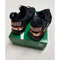 在飛比找蝦皮購物優惠-【現貨】PUMA MUSE METALLIC 黑玫瑰金 運動