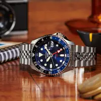 在飛比找PChome24h購物優惠-SEIKO 精工 5 Sports 系列 GMT 兩地時間機