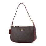 COACH 緹花LOGO防刮手拿/手提包-咖啡紅【美國正品 現貨】