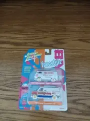 Johnny WHITE Lightning Schwinn & Mongoose VW Transporter & Ford Econoline Chase!