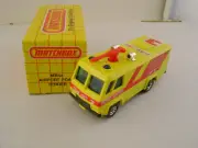 1983 MATCHBOX SUPERFAST #54 MB 54 YELLOW AIRPORT FOAM TENDER NEW IN BOX