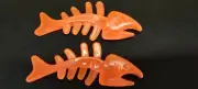 Cat Pet Toy Fish Bone Toy Dental Mint Chew Toy, Teeth, Pet Rubber (2-fish)