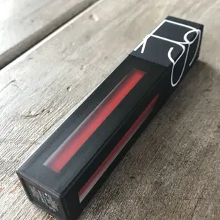 NARS Powermatte Lip Pigment 特霧唇誘 特霧唇釉