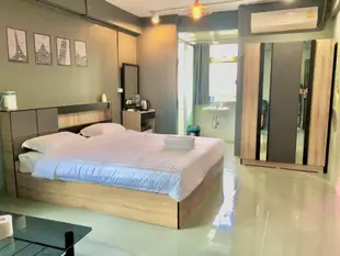 叻猜拉披色路的1臥室獨棟住宅 - 30平方公尺/2間專用衛浴SKX&Serviced Apartment Standard Double Room