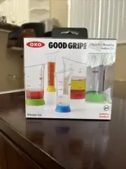 OXO Good Grips Mini Measuring Beakers Hard Plastic Set / 4 - New