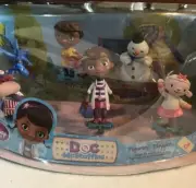 Disney Store Junior Doc McStuffins 6pc Figurine Playset Cake Topper New Open Box