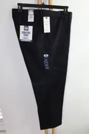 Dockers Men's Pants Size Waist 32 Length 30 NWT NEW Navy Signature Khaki