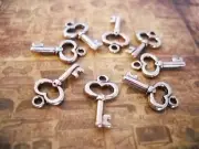 50 Silver Key Charms Steampunk Charms Wholesale Lot Bulk Skeleton Keys