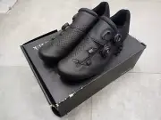 Fizik R1 Carbon Cycling Road Shoes Black 41 Boa Top Team