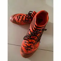 在飛比找蝦皮購物優惠-【adidas】男鞋 橘黑色 Nemesis Tango 經