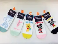 在飛比找樂天市場購物網優惠-Disney 好朋友手繪系列短襪(22-25cm)5款選1，