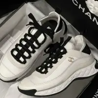 在飛比找蝦皮購物優惠-(❌已售)Chanel 黑白增高氣墊運動鞋/球鞋