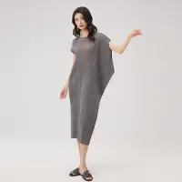 在飛比找蝦皮商城精選優惠-三宅高級感洋裝2024夏中長款寬鬆大尺碼蝙蝠袖洋氣減齡顯瘦窄