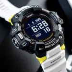 【CASIO 卡西歐】G-SHOCK G-SQUAD 運動潮流太陽能GPS藍牙連線腕錶/白X黑框(GBD-H1000-1A7)