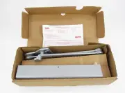 NEW Yale 3521 Aluminum Finish 689 Door Closer Set