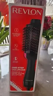 Revlon One-Step Volumizer Hair Dryer RVDR5222 Oval Black Pink Brush