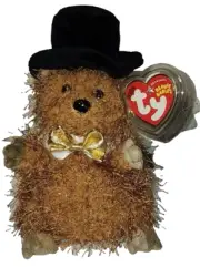 Ty Beanie Baby - PUNXSUTAWN-E PHIL 2005 Groundhog (Internet Exclusive) 6.5" MWMT