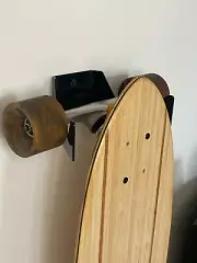 Longboard Wall Mount – Heavy-Duty Longboard & Electric Board Hanger ready 2 Go