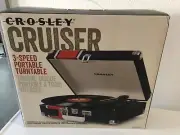 Crosley Cruiser Deluxe Vintage 3-Speed Bluetooth Suitcase Turntable, CR8005A-ST