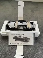 1.18 Classic Carlectables HJ Holden Monaro Tuxedo Black