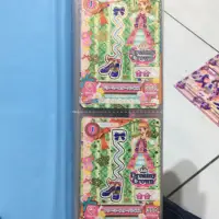 在飛比找蝦皮購物優惠-Aikatsu偶像學園第四季第三彈夢境之心鞋子有簽名