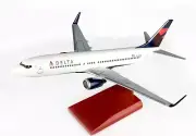 Delta Airlines Boeing 737-800 N393DA Desk Top Display 1/100 Model XX Airplane