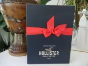 NIB HOLLISTER HCO BETTY'S 2 PIECE RED WHITE KNIT ETERNITY SCARF & HAT SET OSFM