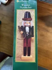 Traditions, Wooden Nutcracker Woodsman With Bow And Arrow