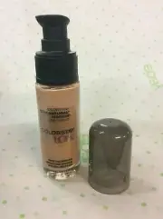 Revlon ColorStay Stay Natural Makeup Foundation (MEDIUM BEIGE) 29.5 ml/1 oz Pump