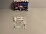 Revell 1/24 1966 Shelby GT 350H Chassis /junkyard/diorama