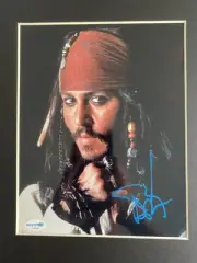 Signed 8 x 10 JSA / ACOA Johnny Depp Pirates of the Caribbean Jack Sparrow