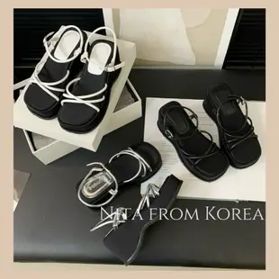 細帶厚底涼鞋露趾一字銀色羅馬涼鞋 2024韓國代購首爾東大門女鞋