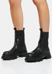 [Public Desire] Black Wonder Chunky Ankle Boots