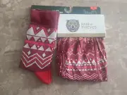 Mens Underwear Boxer Briefs with Socks Pair of Thieves NWT size small
