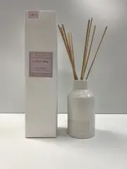 Aromatique The Smell of Spring Reed Diffuser Set with 4oz Fragrance Oil