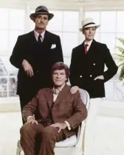 Victor/Victoria Robert Preston James Garner Julie Andrews 8x10 inch photo