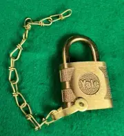 Vintage YALE 840 Super Pin Tumbler Padlock w/ Becket Chain NOS