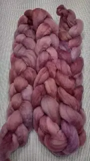 USA Hand Dyed Painted Med Wool Combed Top Roving Spinning Felting Mauve-ish