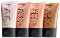 在飛比找Yahoo!奇摩拍賣優惠-英國代購 NARS 晶采全效凝膠 Illuminator 3